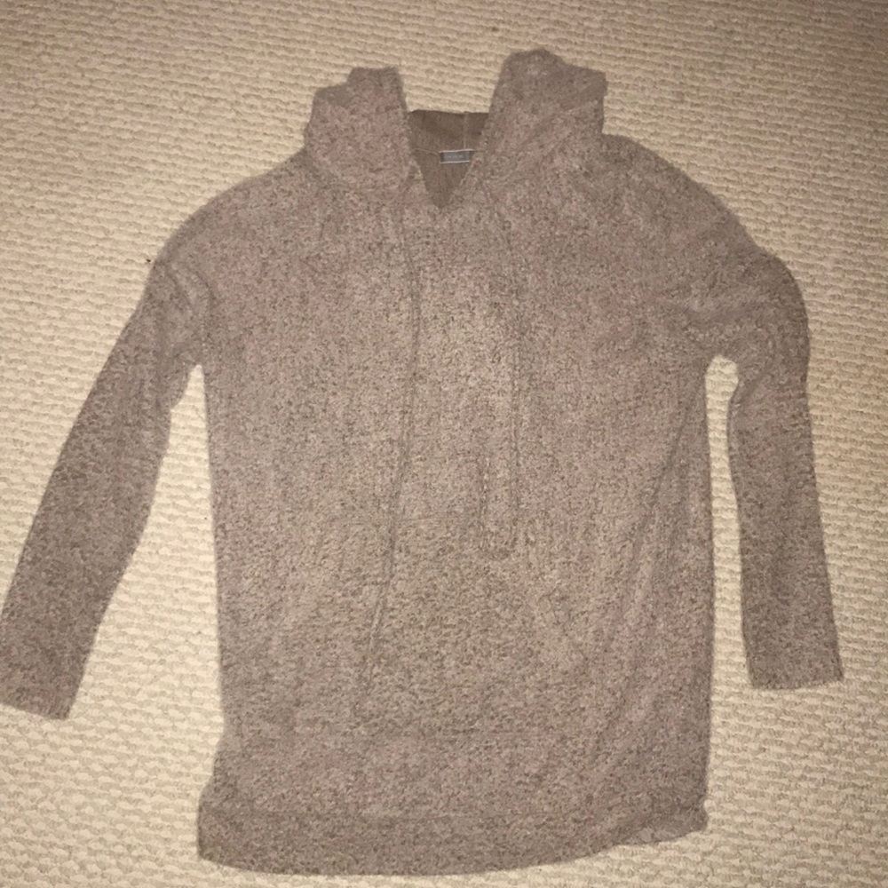Oversized sweater w/ hood